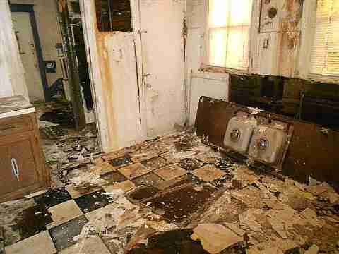 3309 Montgomery (24)_m.jpg